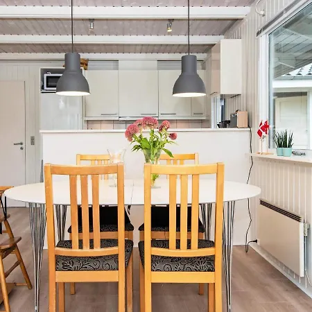 6 Person Holiday Home In Knebel-By Traum Semesterbostad *